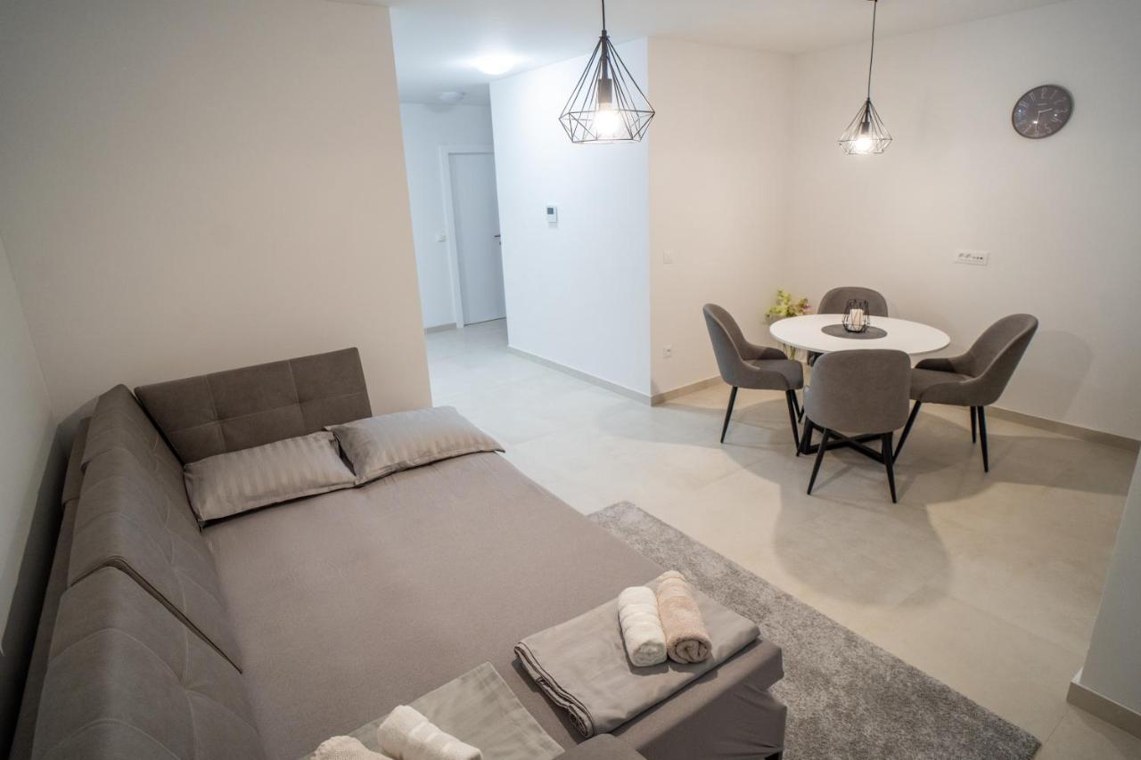 Apartman KIM Makarska Bagian luar foto
